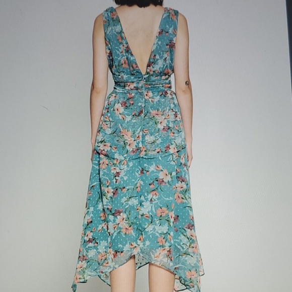 WALTER BAKER LALA MIDI DRESS - Picture 2 of 4